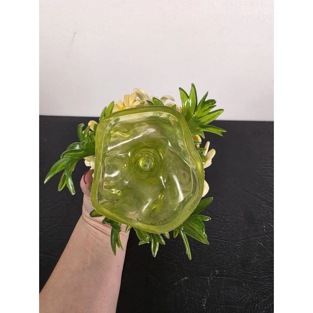 Vtg Acrylic Lucite Vase & Wire White Daisies With Yellow Center MCM 4”